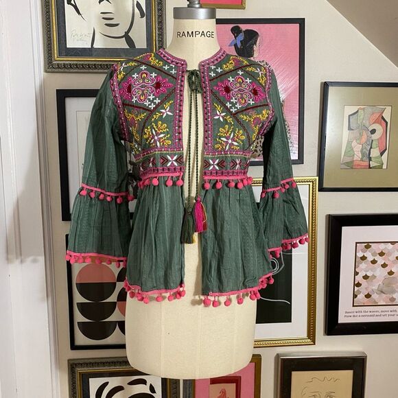 Zara Womens Size Medium Embroidered Kimono Cape Cardigan Green Pink Tie Neck NWT - Picture 3 of 10